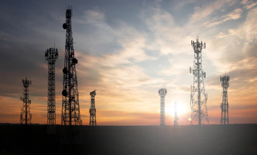 This blog describes four edge computing use cases in telecom before describing the benefits and best practices for the telecommunications industry. This blog describes four edge computing use cases in telecom before describing the benefits and best practices for the telecommunications industry.